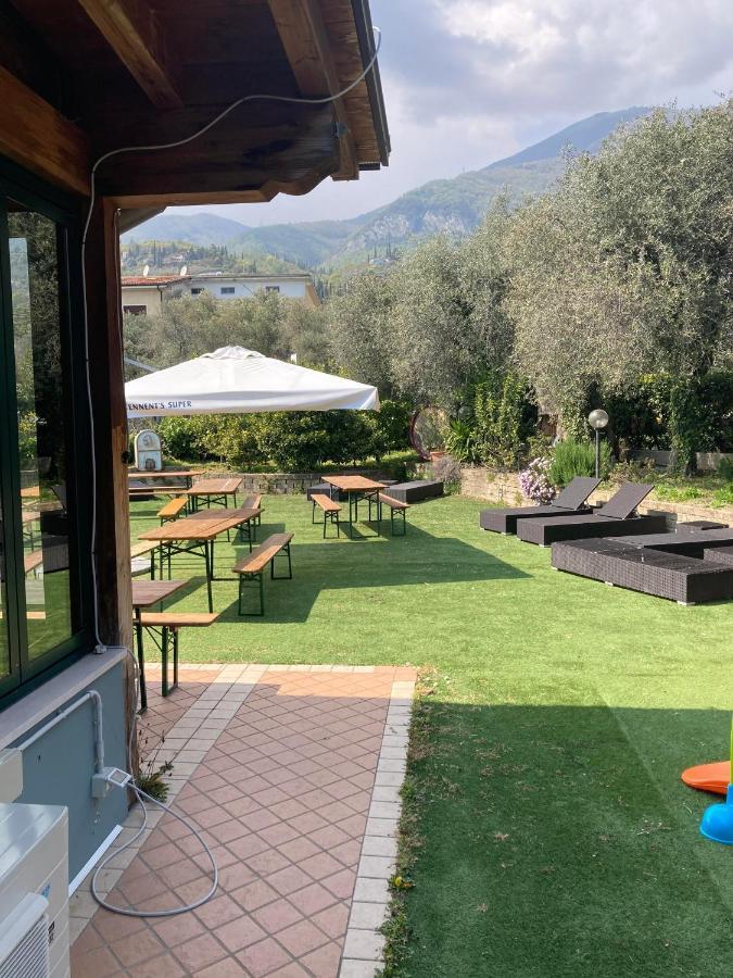 טוסקולנו מדרנו Route77 Hostel מראה חיצוני תמונה