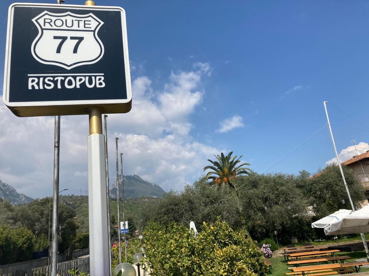 טוסקולנו מדרנו Route77 Hostel מראה חיצוני תמונה