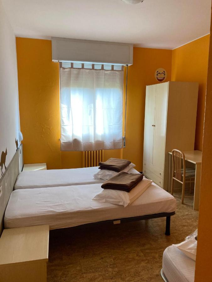 טוסקולנו מדרנו Route77 Hostel מראה חיצוני תמונה