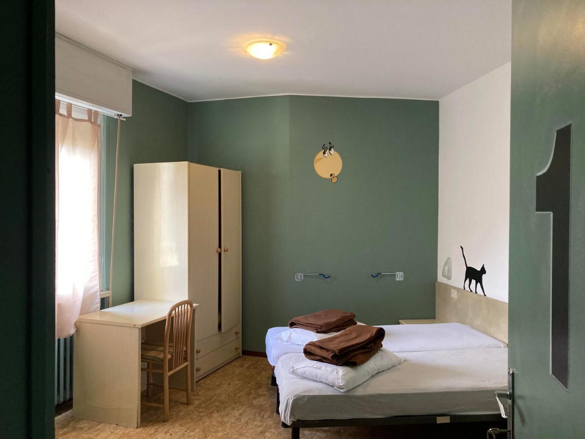 טוסקולנו מדרנו Route77 Hostel מראה חיצוני תמונה
