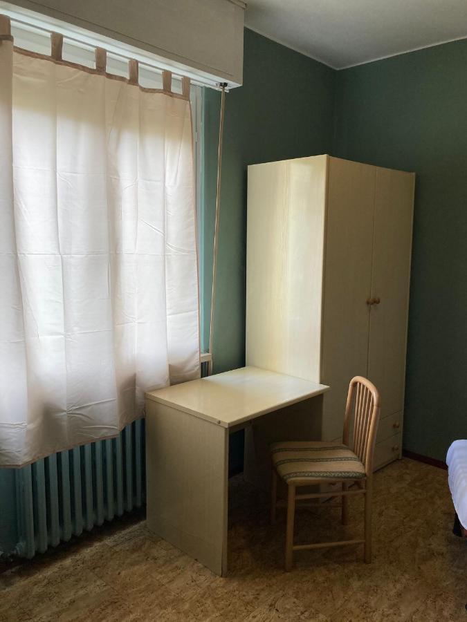 טוסקולנו מדרנו Route77 Hostel מראה חיצוני תמונה